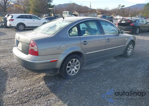 2003 Volkswagen Passat Gls V6 из США, поврежденный, VIN WVWPH63B33P358521